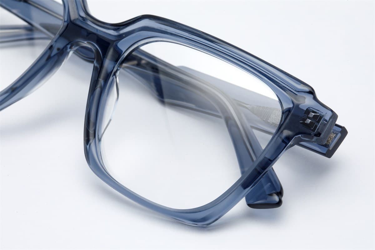 CIC frame — sculptured facet